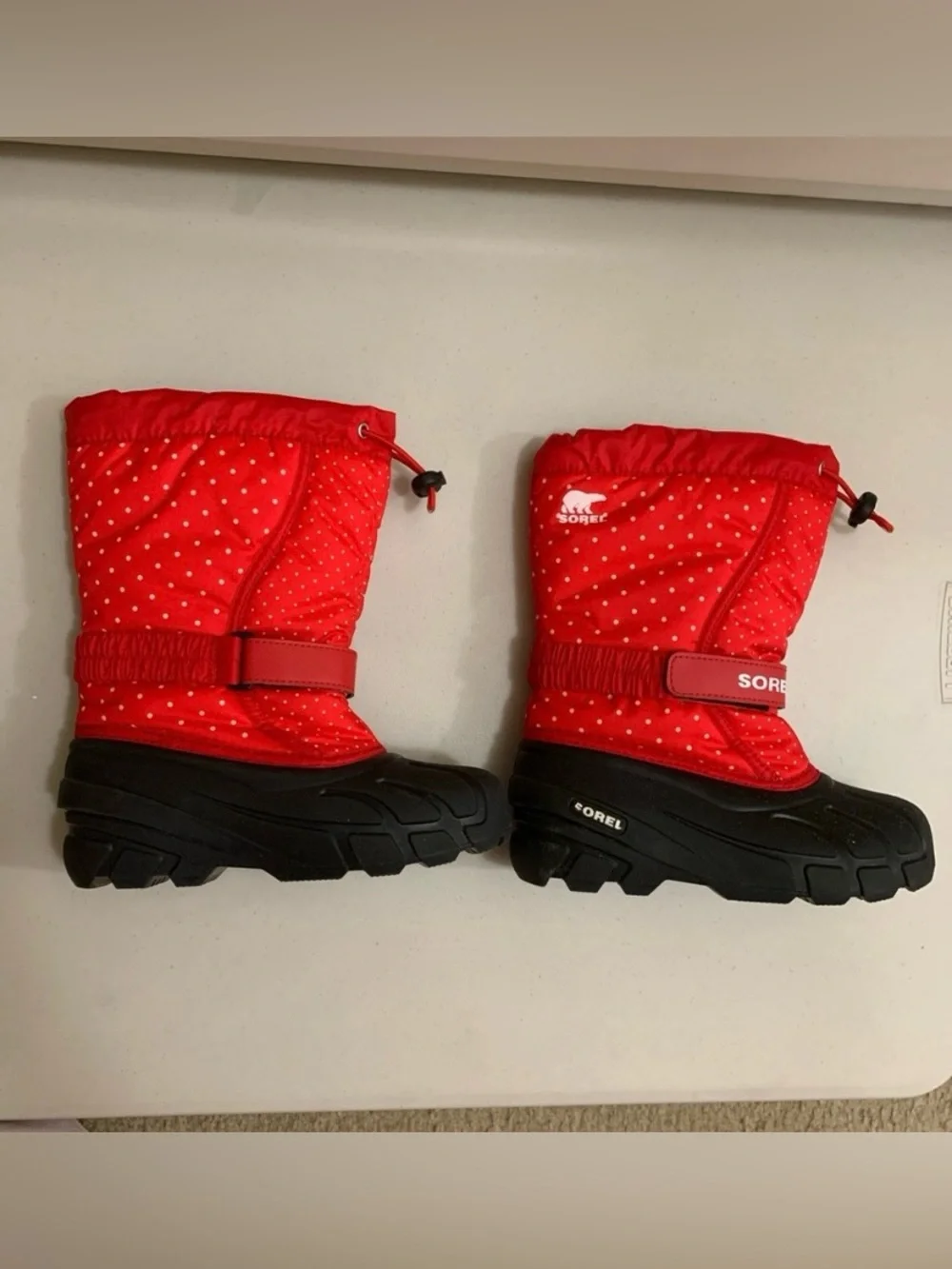 Sorel Red Flurry Print Youth Size 3 Polka Dot Winter Snow Boots Snowman